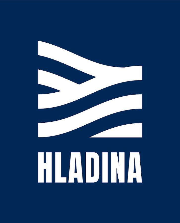Hotel Hladina - výborné pro firemní akce Nebrich Exterior foto